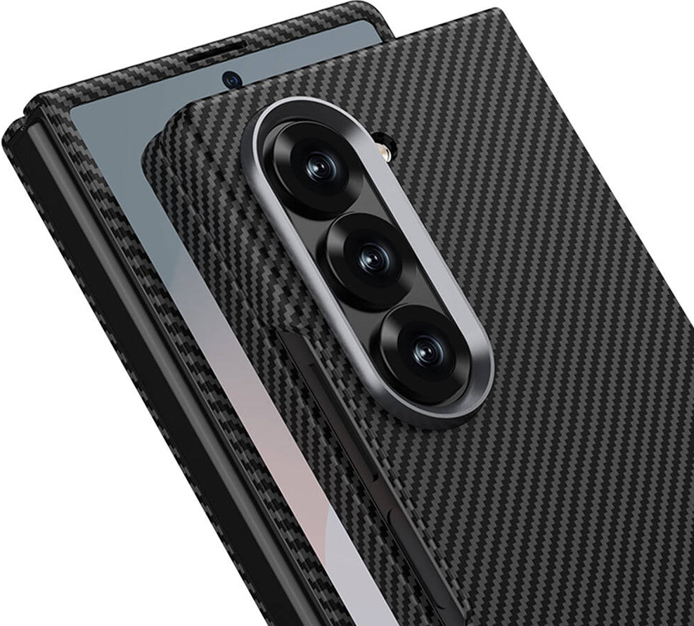Galaxy Z Fold 6 Kılıf Kamera Korumalı Karbon Fiber Tasarımlı Arka Yüzey Mnc Kıpta Karbon Kapak-Kırm